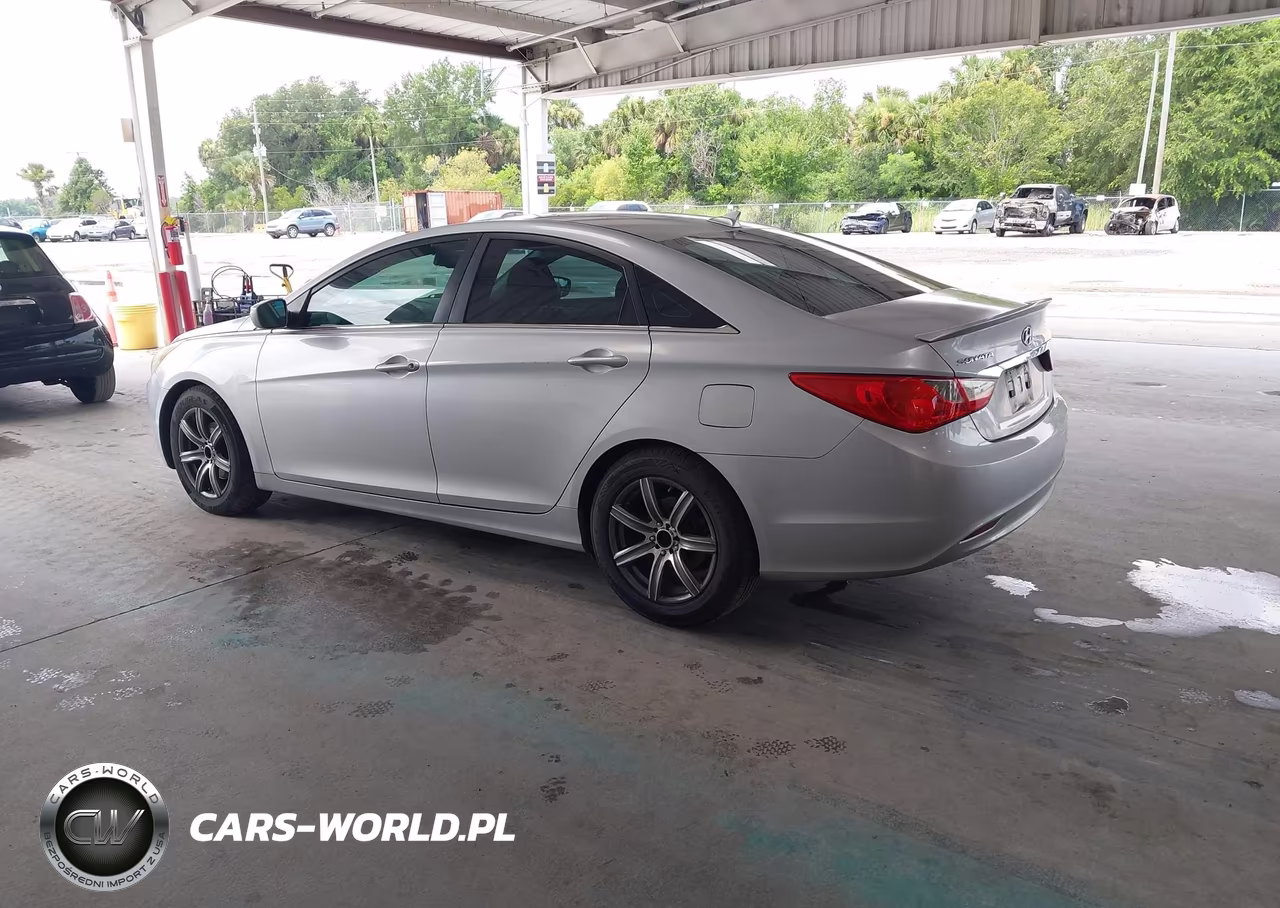 2012 Hyundai Sonata Gls VIN:5NPEB4AC4CH489221 - 3