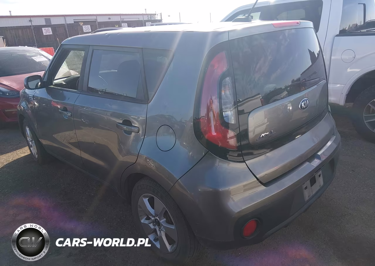 2018 Kia Soul VIN:KNDJN2A24J7587233 - 3