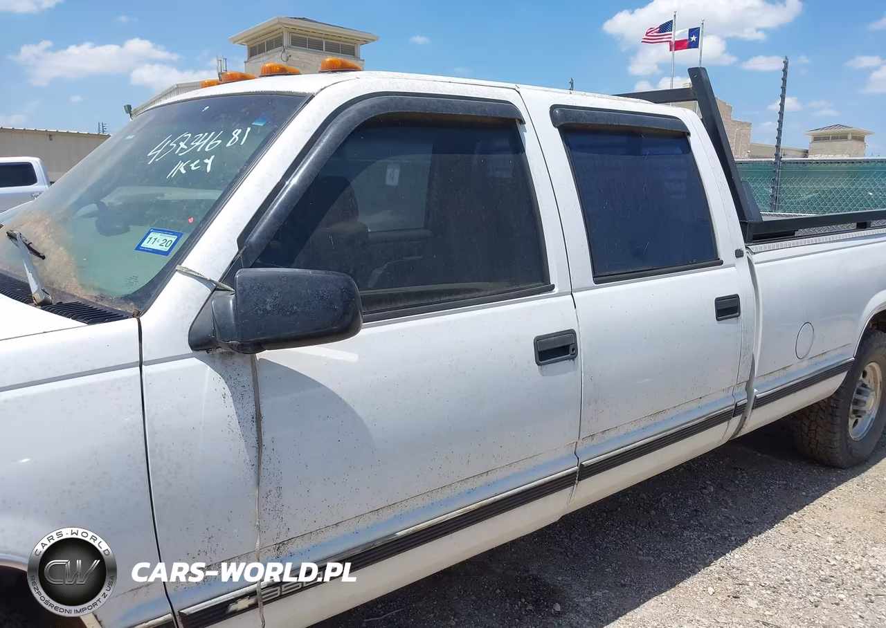 1999 Chevrolet C-K 3500 VIN:1GCGC33R2XF028813 - 13