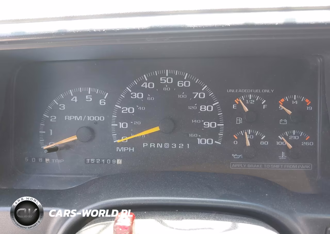 1999 Chevrolet C-K 3500 VIN:1GCGC33R2XF028813 - 7