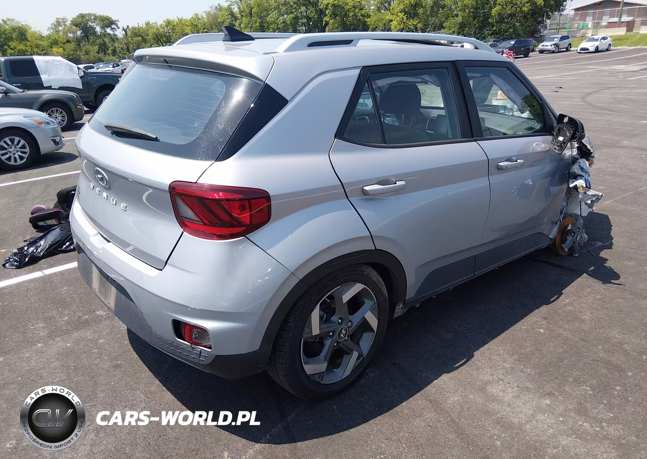 2022 Hyundai Venue Sel VIN:KMHRC8A38NU164307 - 4