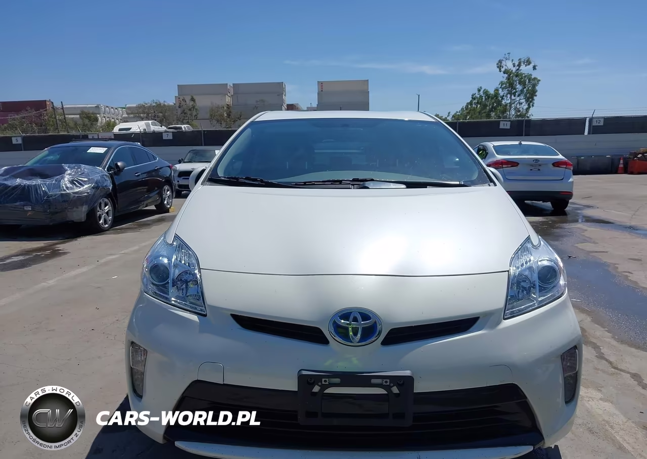 2014 Toyota Prius Three VIN:JTDKN3DU8E1753012 - 12