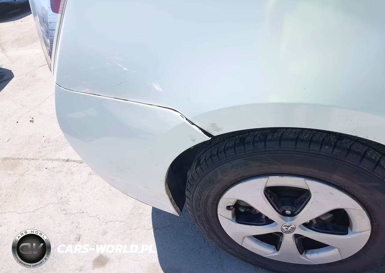 2014 Toyota Prius Three VIN:JTDKN3DU8E1753012 - 17