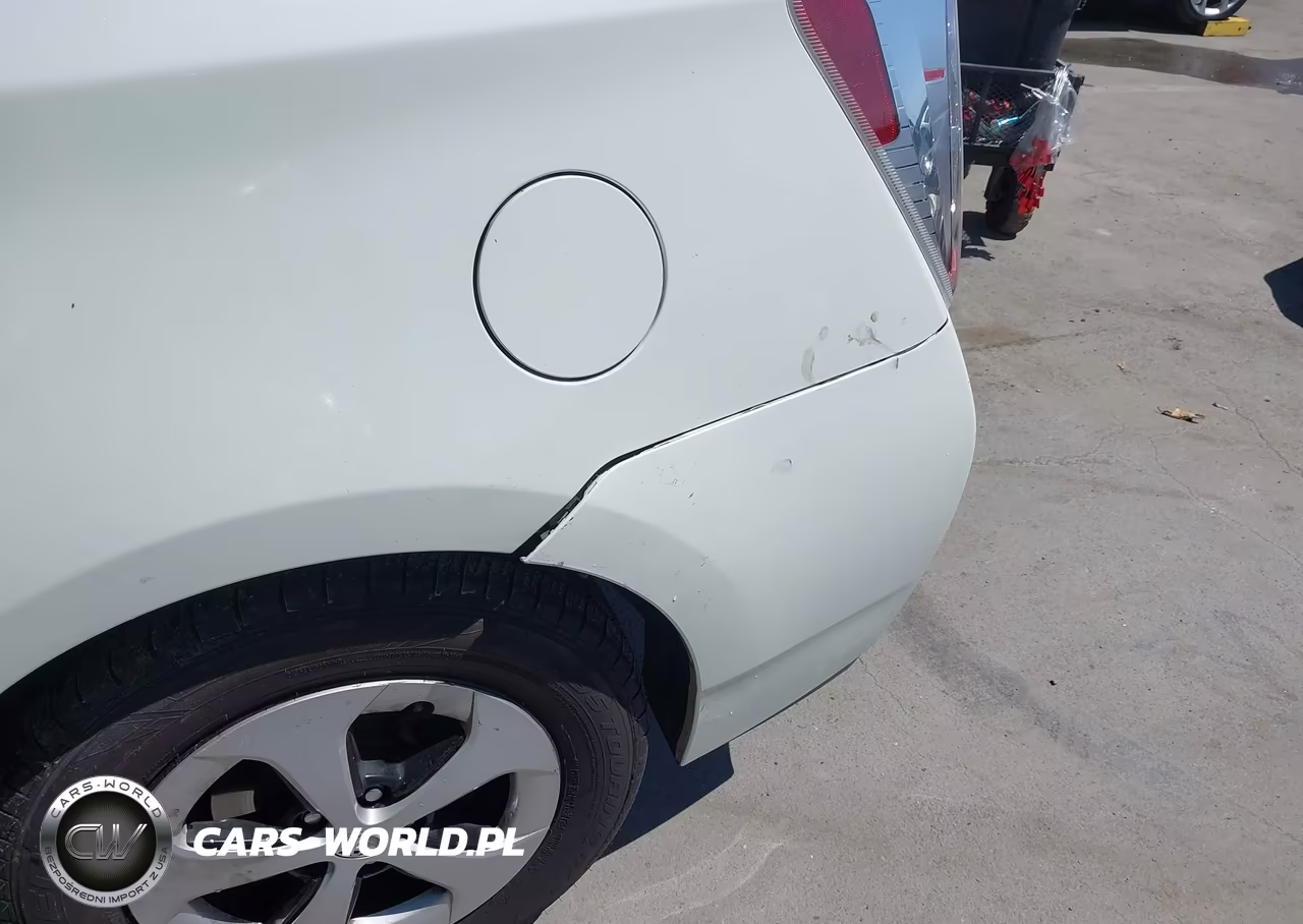 2014 Toyota Prius Three VIN:JTDKN3DU8E1753012 - 6