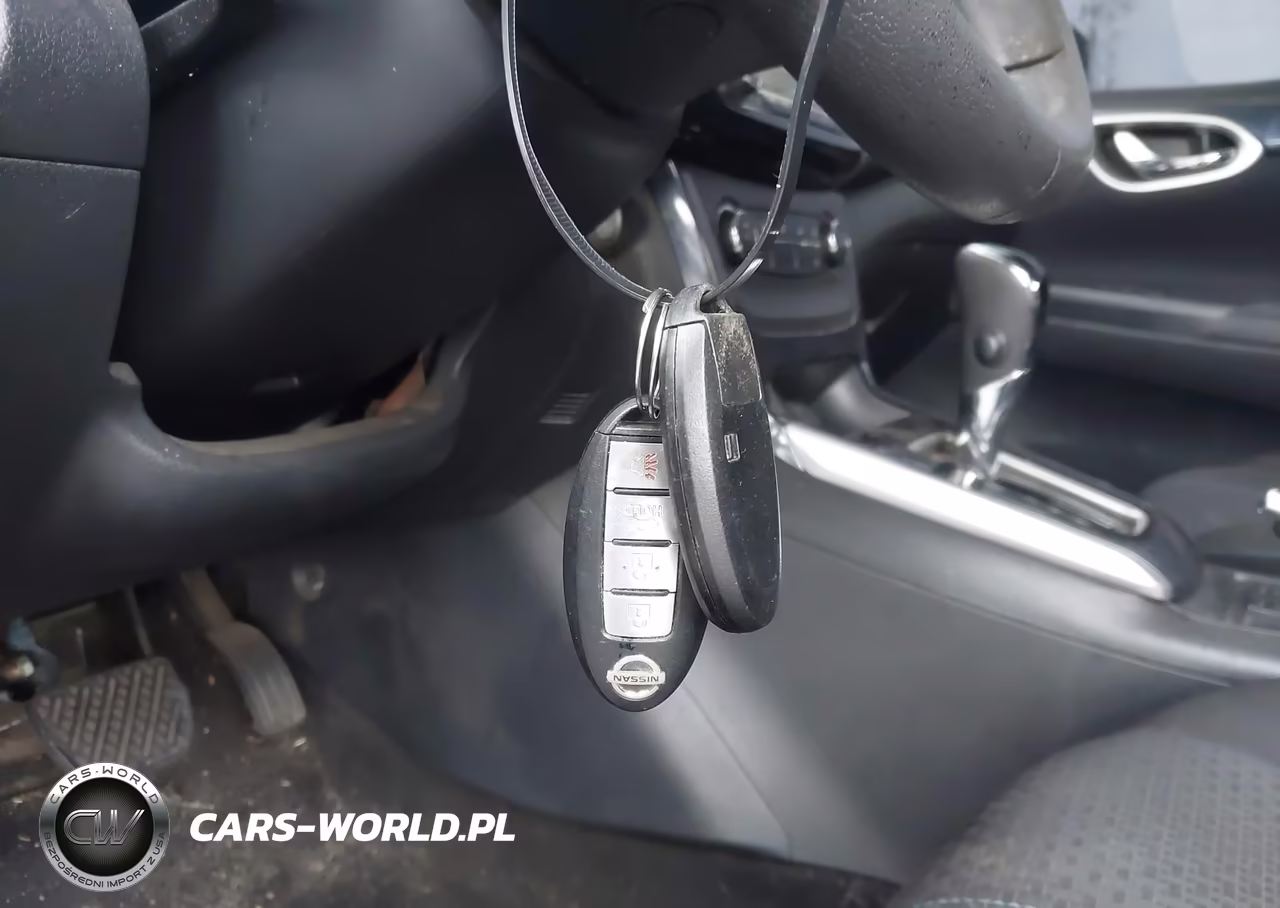 2017 Nissan Sentra Sr VIN:3N1AB7AP0HY305277 - 11