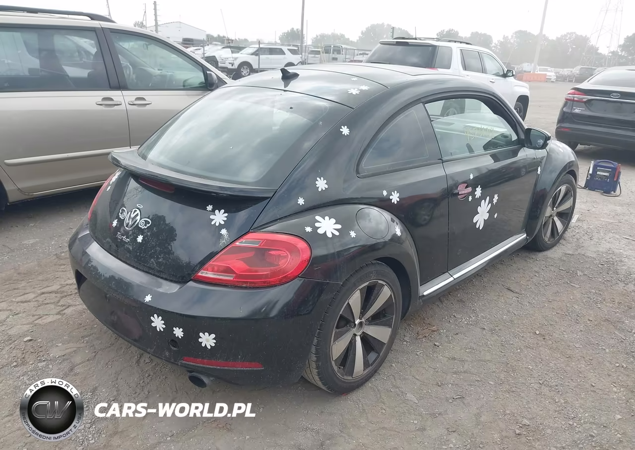 2012 Volkswagen Beetle 2.0T Turbo VIN:3VWVA7AT0CM616851 - 4