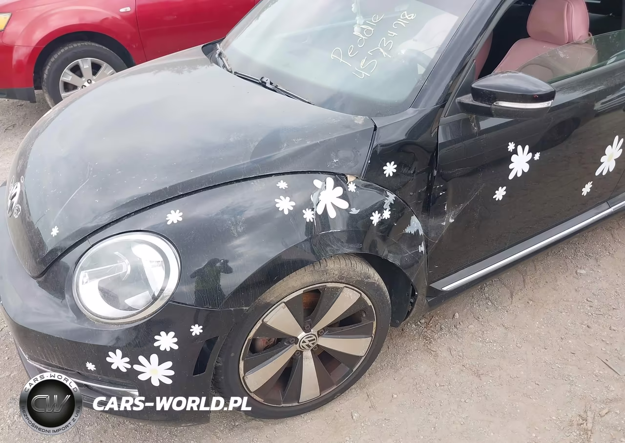 2012 Volkswagen Beetle 2.0T Turbo VIN:3VWVA7AT0CM616851 - 6