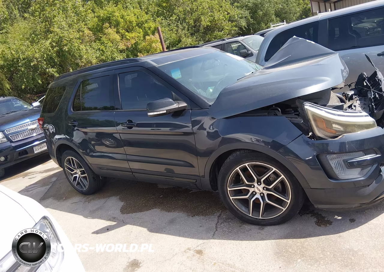 2017 Ford Explorer Sport VIN:1FM5K8GTXHGB52588 - 13