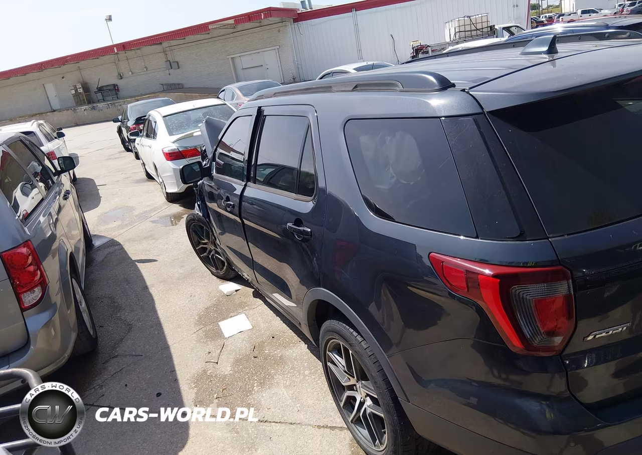2017 Ford Explorer Sport VIN:1FM5K8GTXHGB52588 - 14