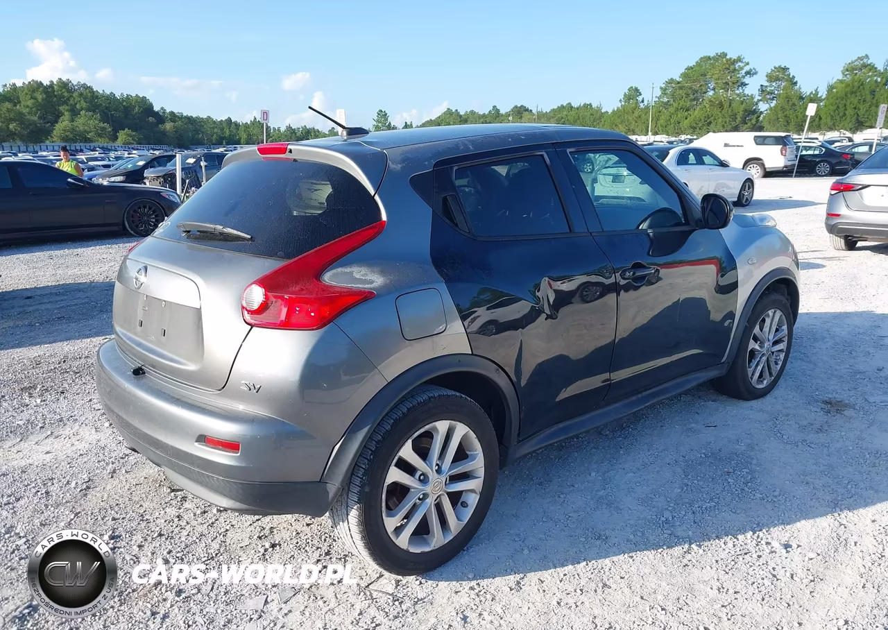 2011 Nissan Juke Sv VIN:JN8AF5MR0BT003799 - 4