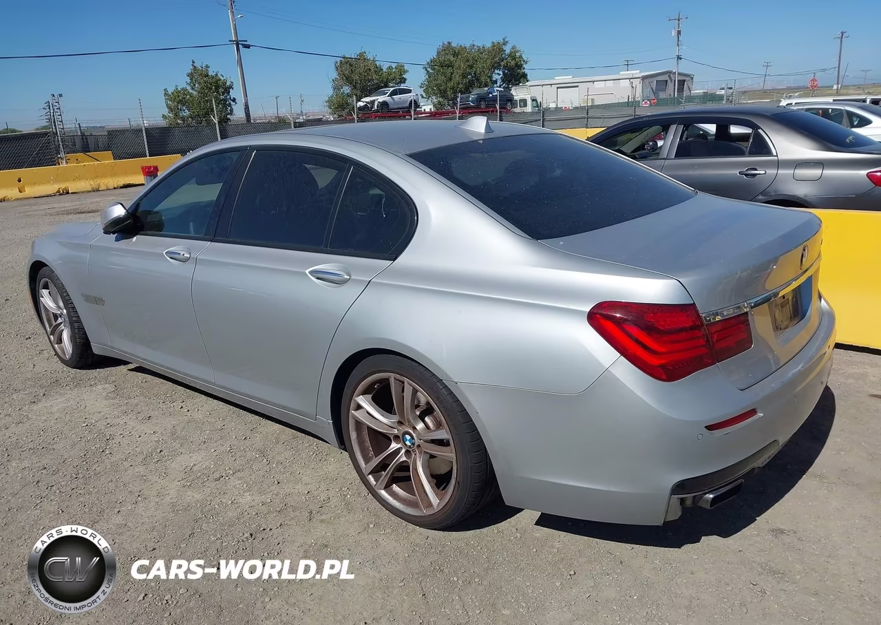 2013 BMW 740I VIN:WBAYA6C55DD143631 - 3