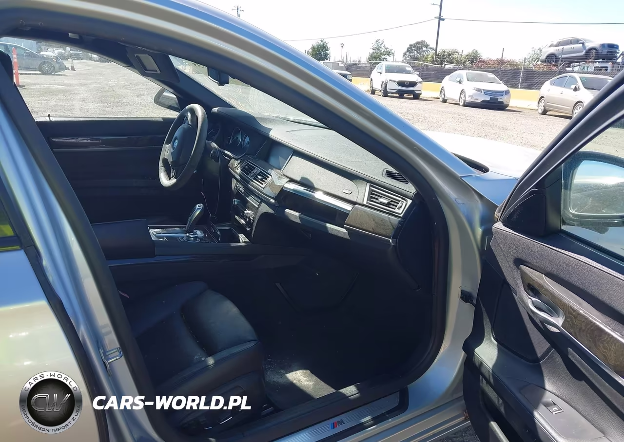 2013 BMW 740I VIN:WBAYA6C55DD143631 - 5