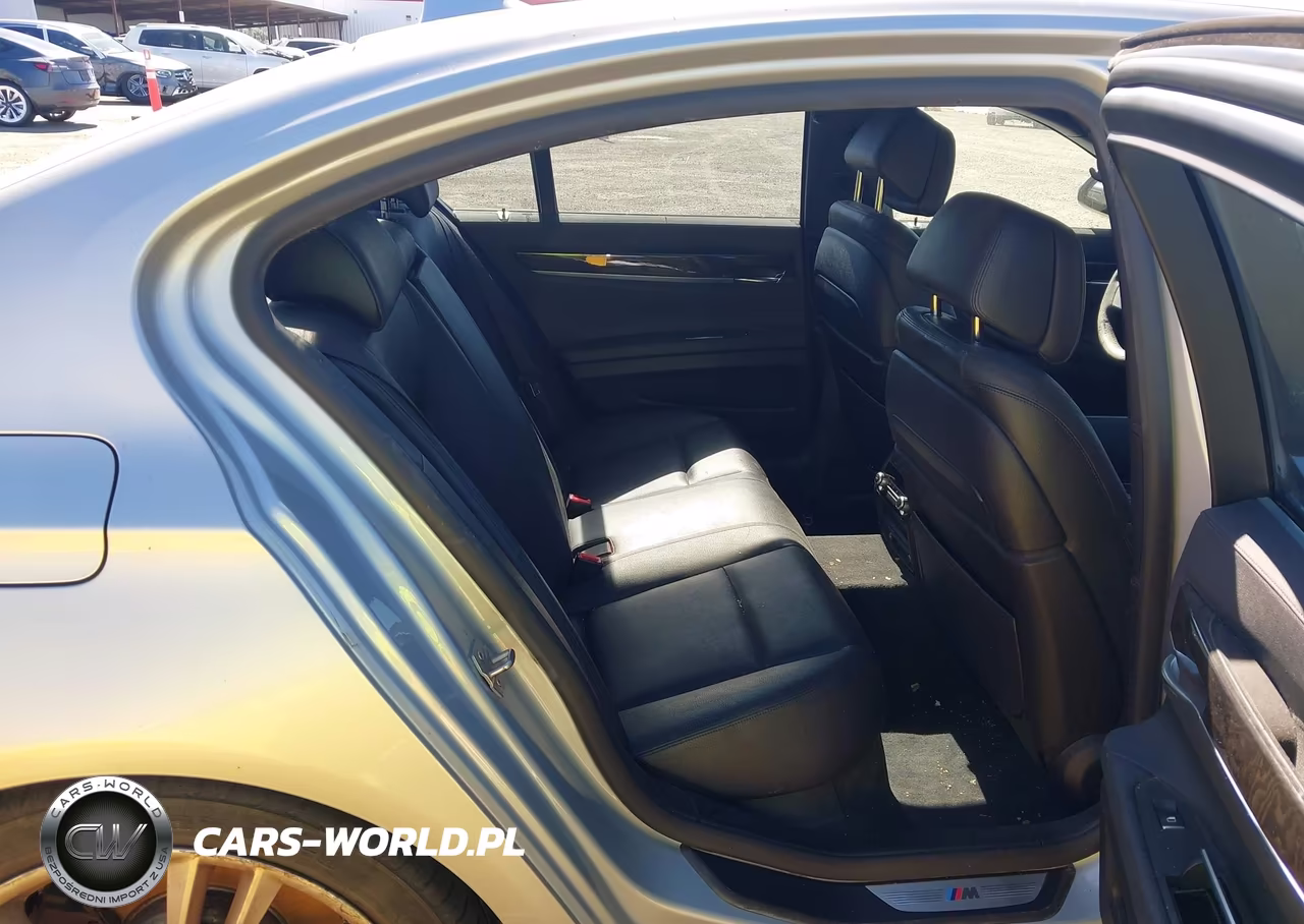 2013 BMW 740I VIN:WBAYA6C55DD143631 - 8