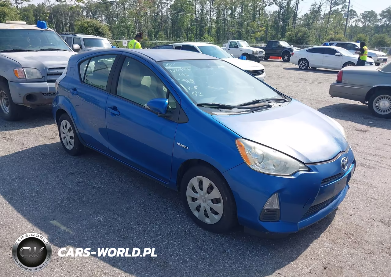 2014 Toyota Prius C One