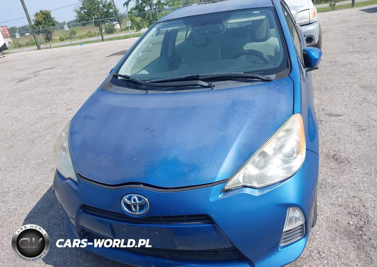 2014 Toyota Prius C One VIN:JTDKDTB38E1065539 - 12