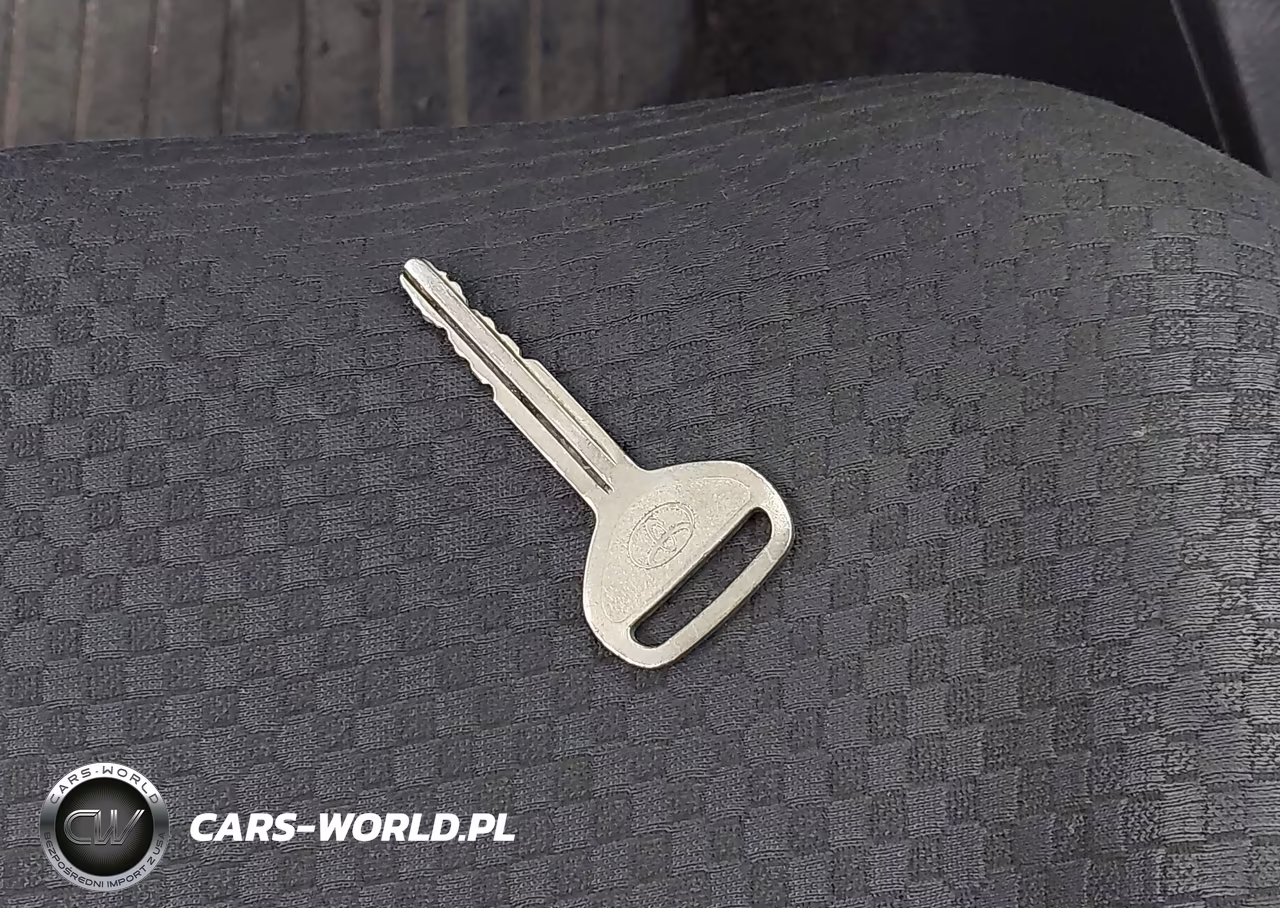 2007 Toyota Yaris S VIN:JTDBT923X71022992 - 11