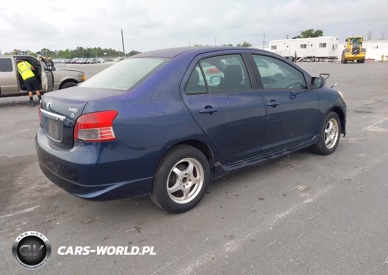 2007 Toyota Yaris S VIN:JTDBT923X71022992 - 4