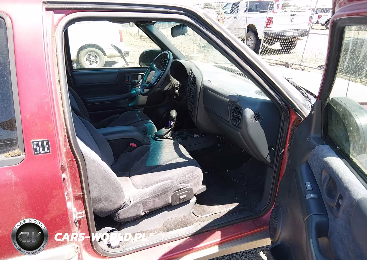 2000 GMC Jimmy Sle VIN:1GKDT13W2Y2282791 - 5