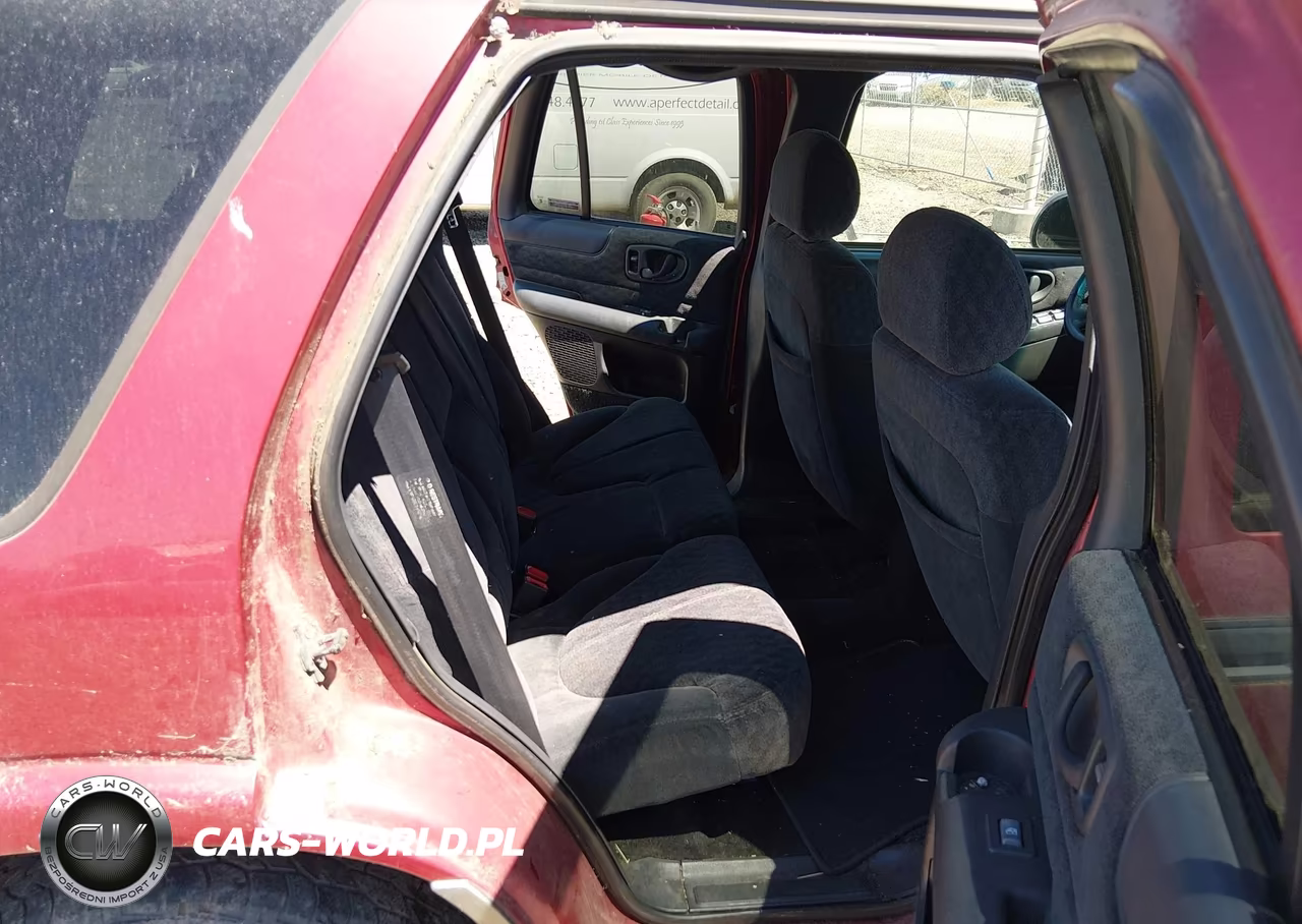 2000 GMC Jimmy Sle VIN:1GKDT13W2Y2282791 - 8