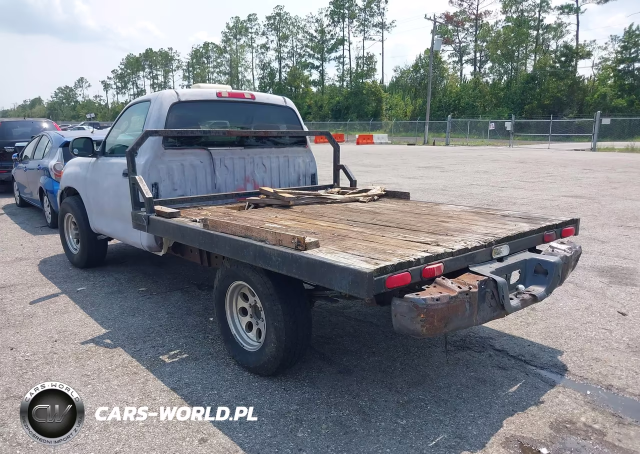 2004 Toyota Tundra VIN:5TBJN32164S449031 - 3