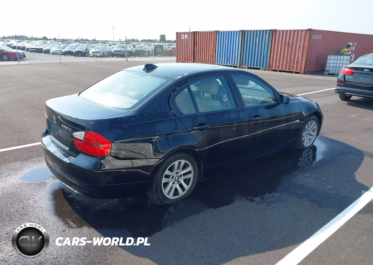 2006 BMW 325Xi VIN:WBAVD13556KV10362 - 4