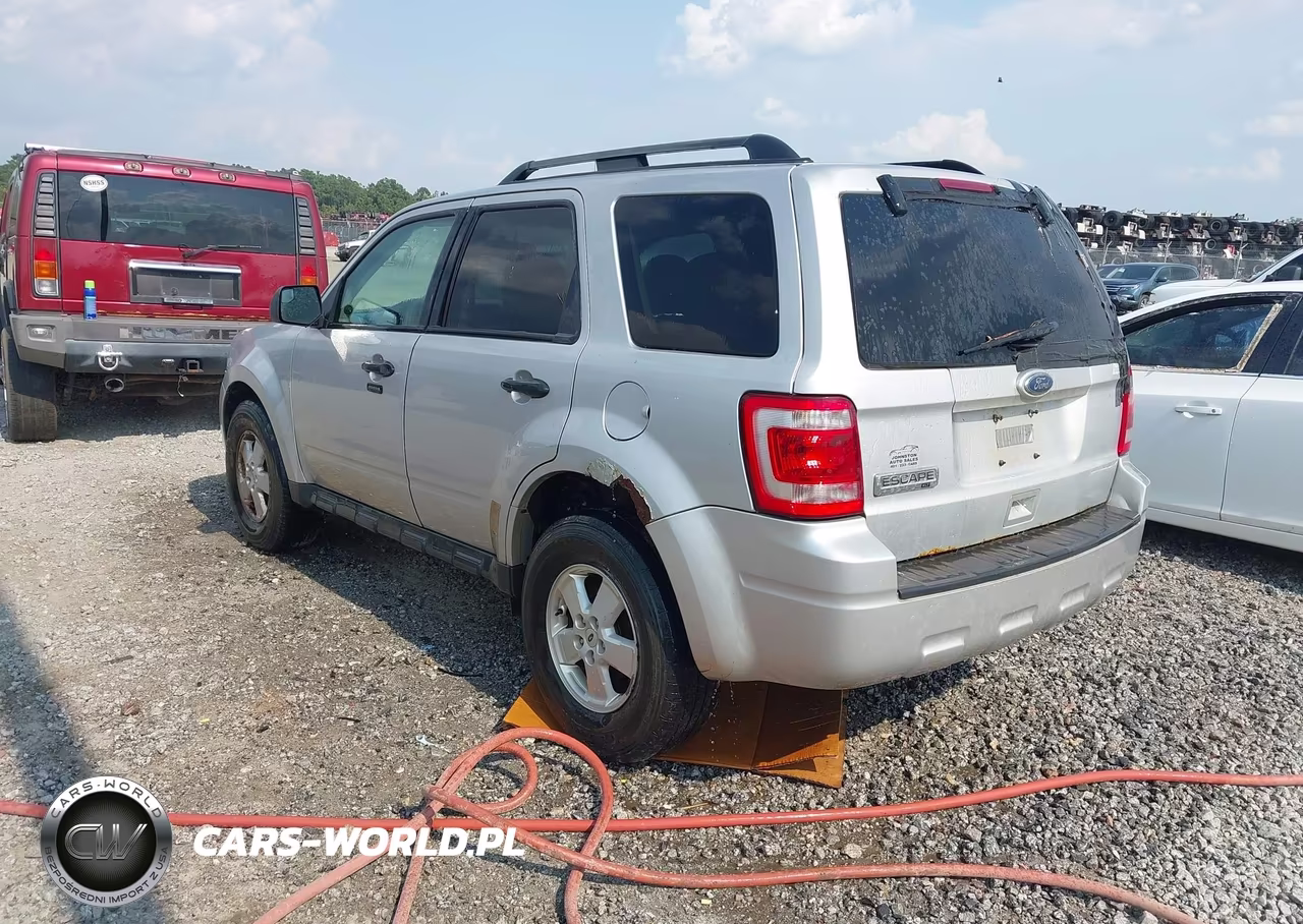 2012 Ford Escape Xlt VIN:1FMCU9D77CKC09818 - 3