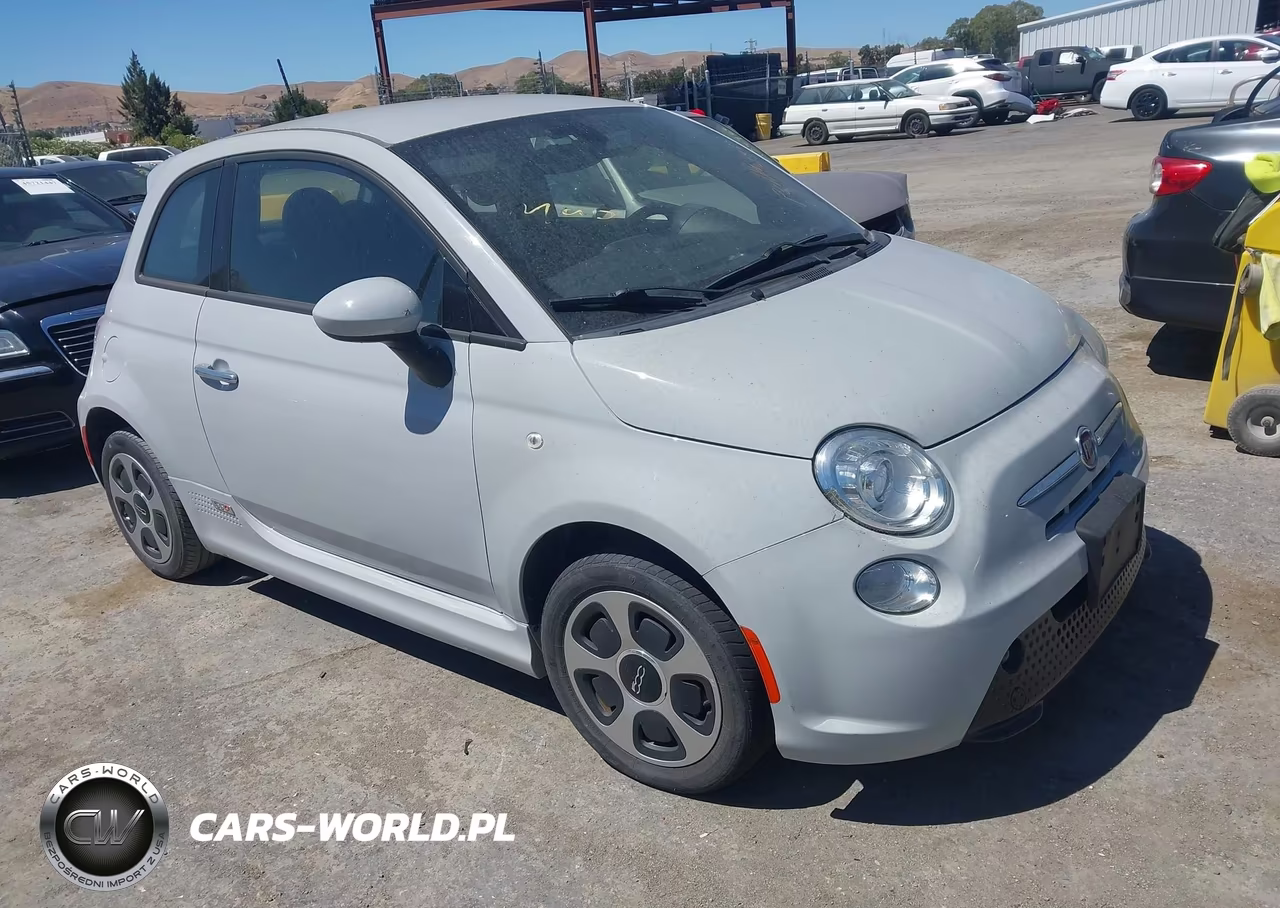 2016 Fiat 500E Battery Electric – zdjęcie 1 z 14
