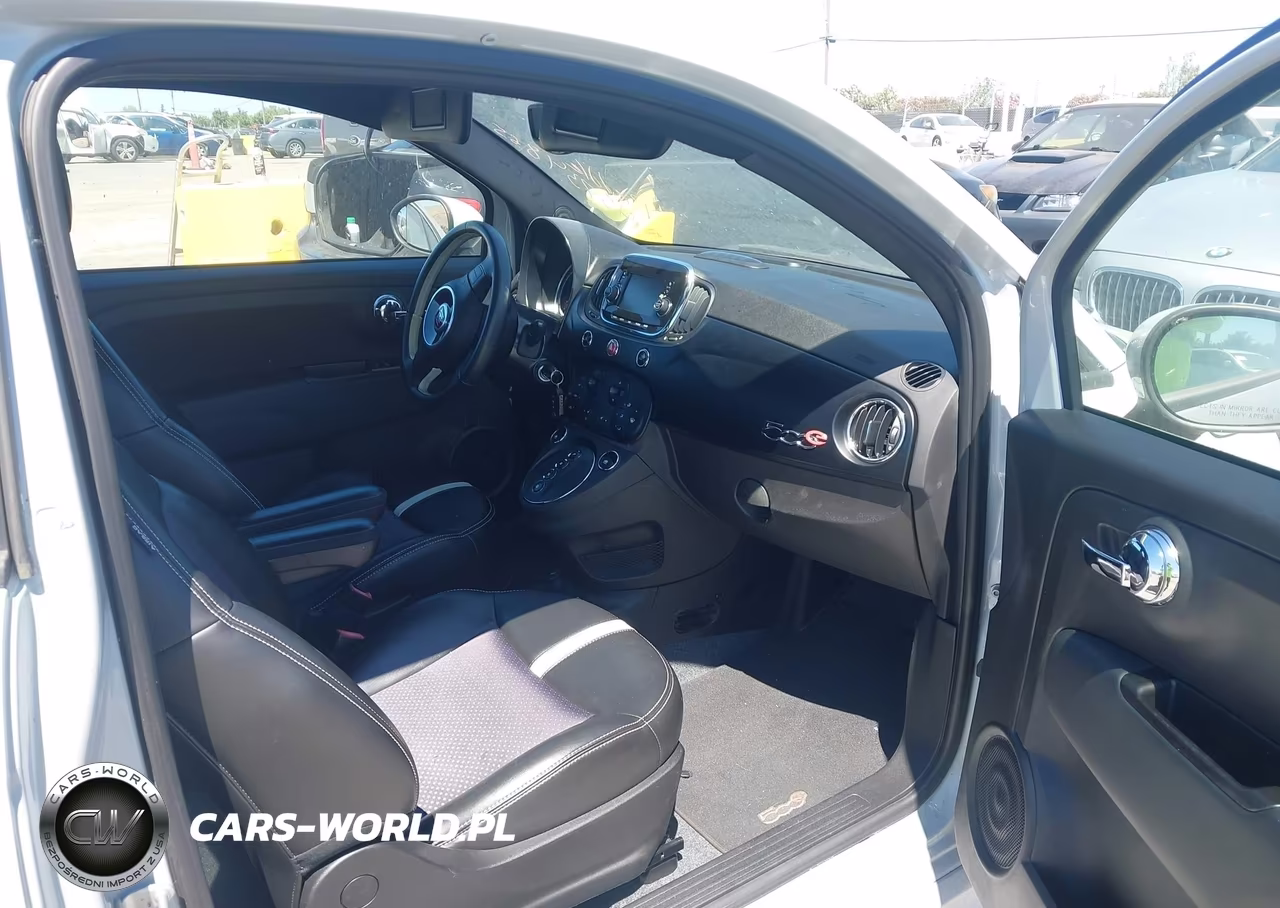 2016 Fiat 500E Battery Electric VIN:3C3CFFGE2GT229748 - 5