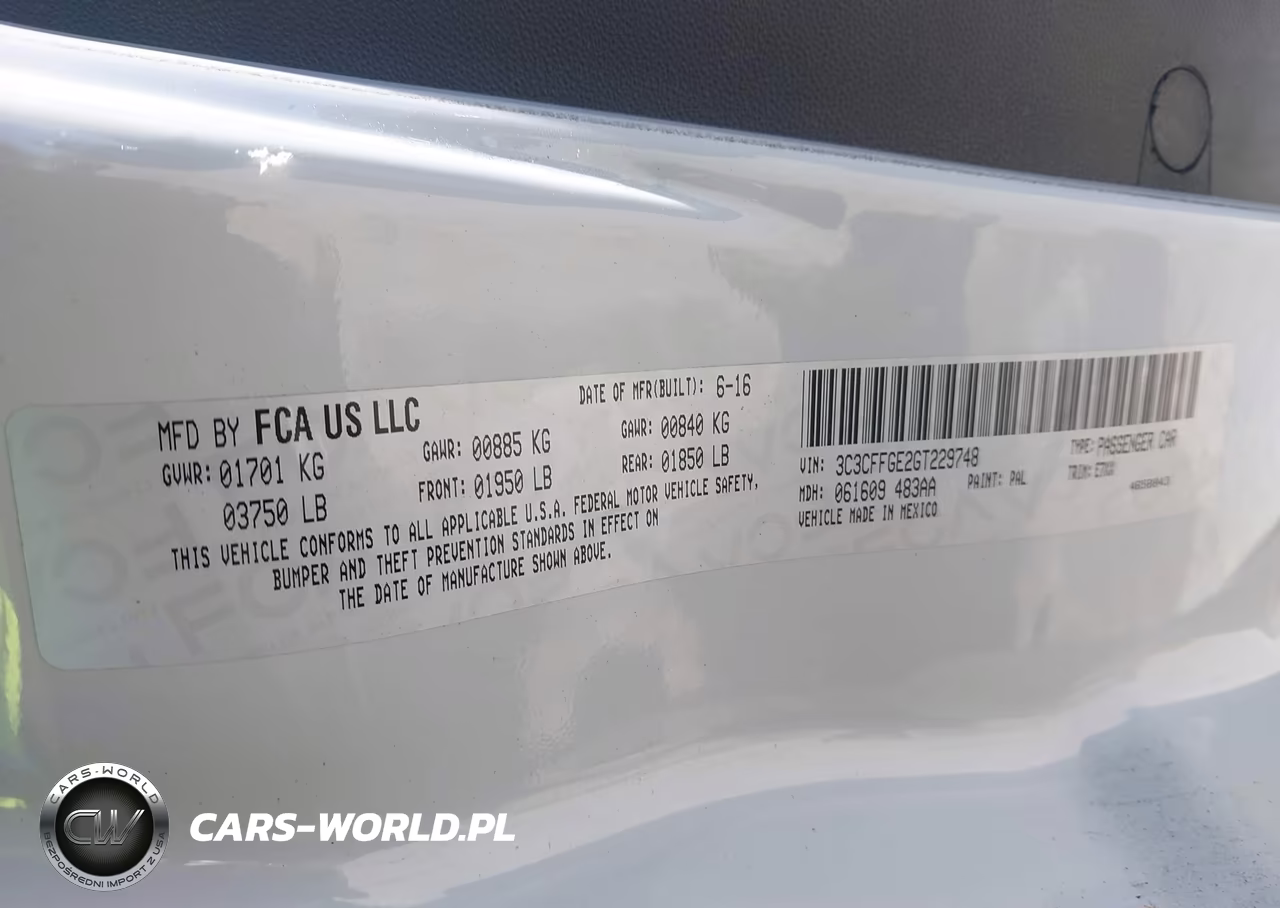 2016 Fiat 500E Battery Electric VIN:3C3CFFGE2GT229748 - 9