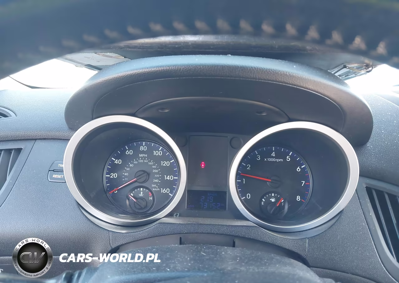 2010 Hyundai Genesis 2.0T Premium VIN:KMHHT6KD5AU016682 - 7