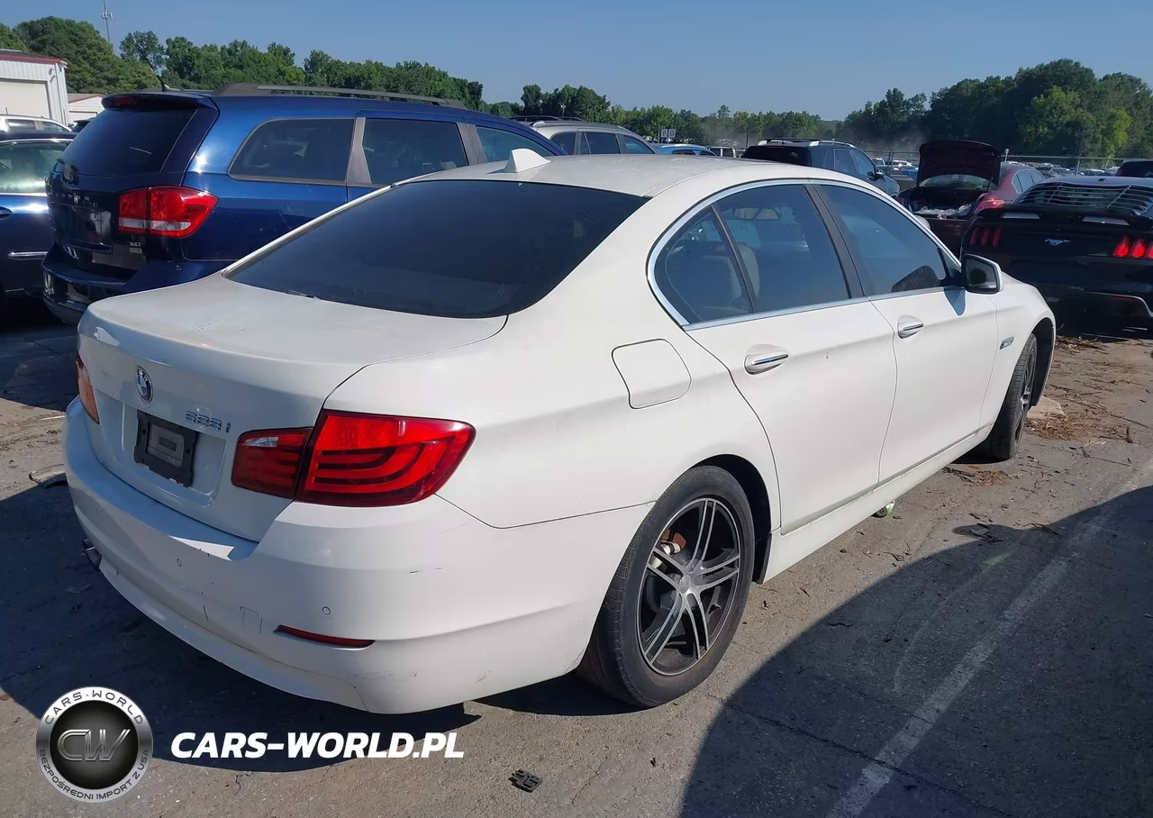 2012 BMW 528I VIN:WBAXG5C50CDX02523 - 4