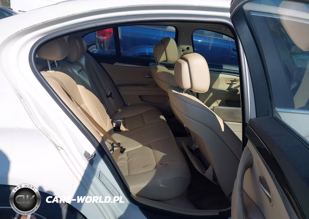2012 BMW 528I VIN:WBAXG5C50CDX02523 - 8