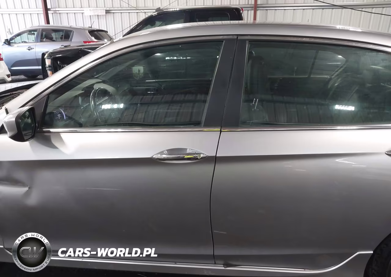 2017 Honda Accord Sport VIN:1HGCR2F54HA114091 - 14