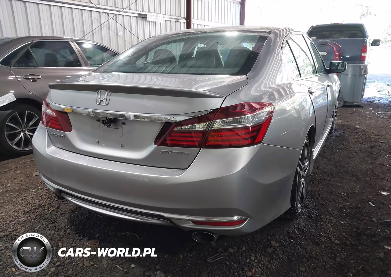 2017 Honda Accord Sport VIN:1HGCR2F54HA114091 - 4