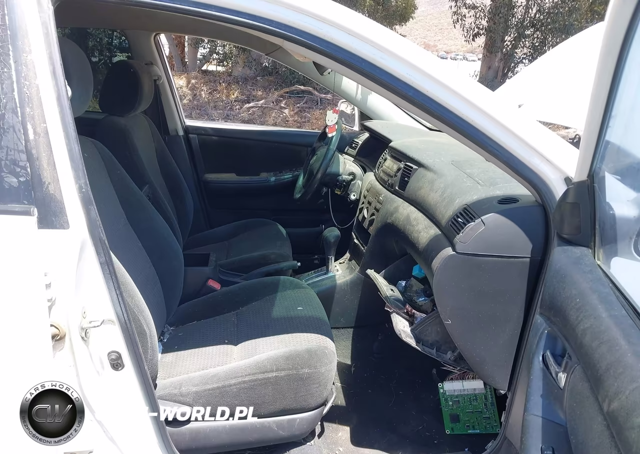 2005 Toyota Corolla S VIN:1NXBR32E75Z532866 - 5