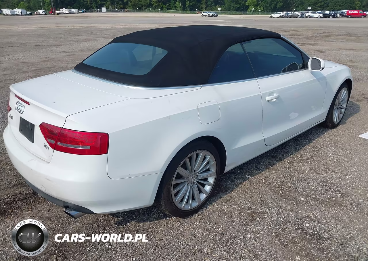 2011 Audi A5 2.0T Premium VIN:WAUJFAFH8BN000322 - 4