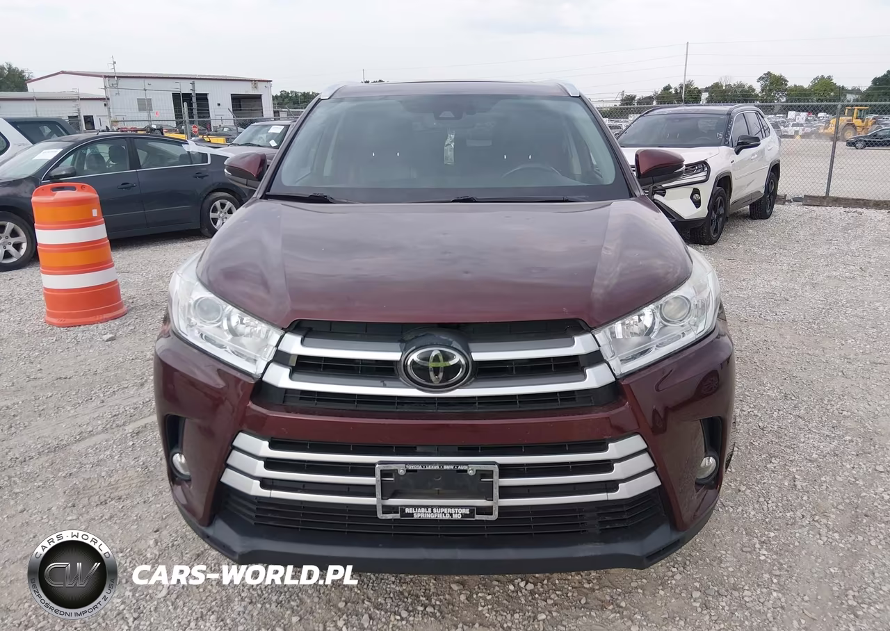 2018 Toyota Highlander Xle VIN:5TDJZRFH3JS489648 - 13