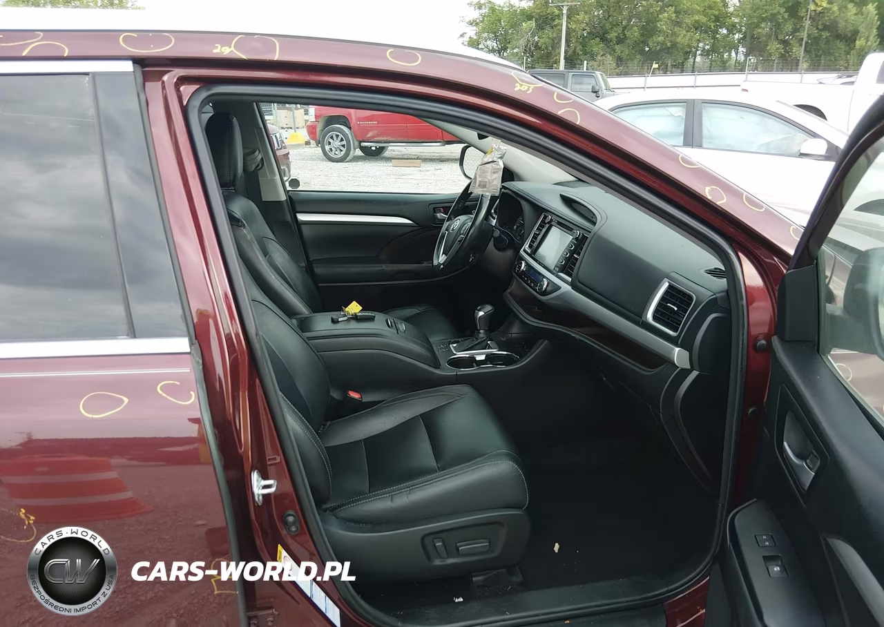2018 Toyota Highlander Xle VIN:5TDJZRFH3JS489648 - 5