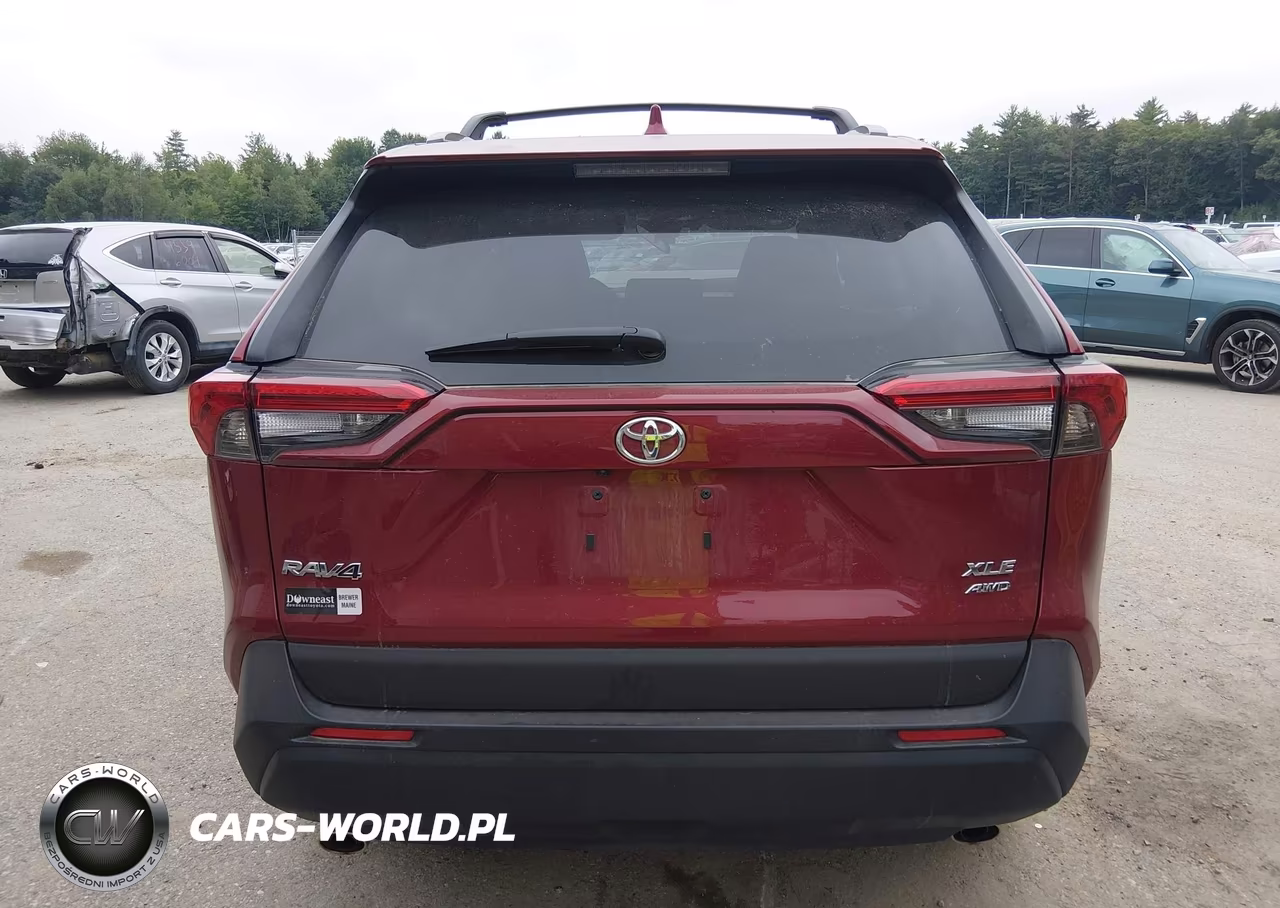2023 Toyota Rav4 Xle Premium VIN:2T3A1RFV3PW403033 - 17