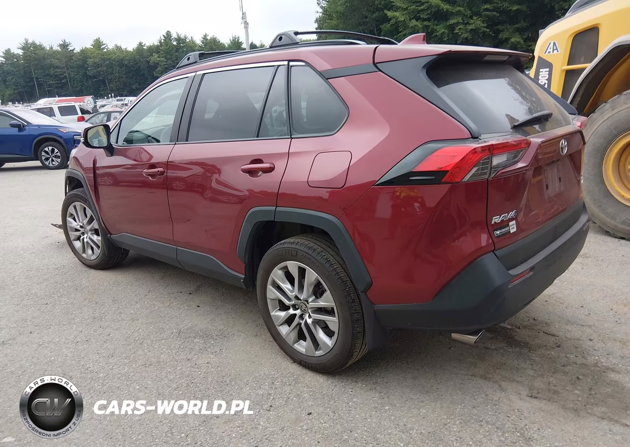2023 Toyota Rav4 Xle Premium VIN:2T3A1RFV3PW403033 - 3