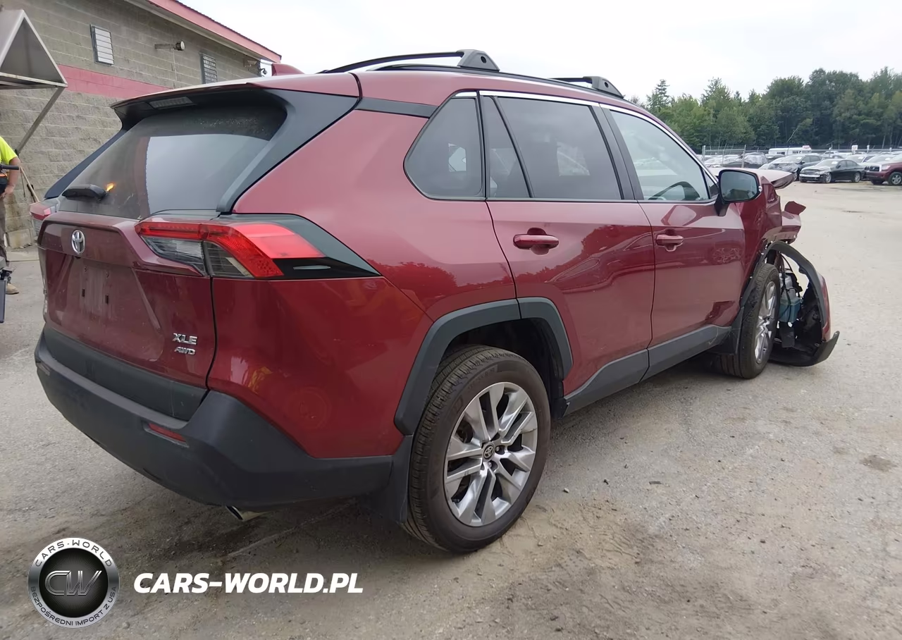 2023 Toyota Rav4 Xle Premium VIN:2T3A1RFV3PW403033 - 4