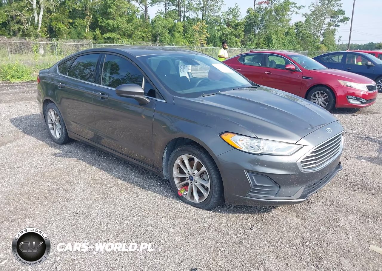 2020 Ford Fusion Se – zdjęcie 1 z 16