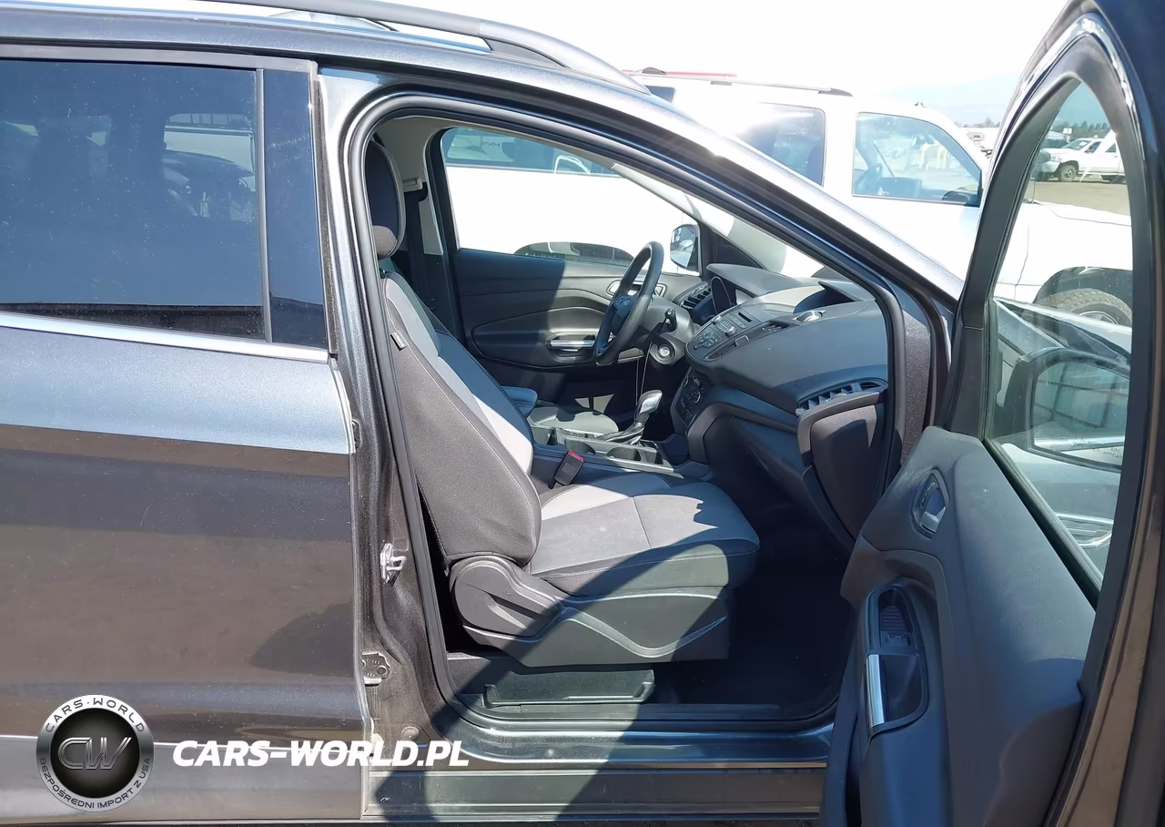 2018 Ford Escape Se VIN:1FMCU9GD7JUB44133 - 5