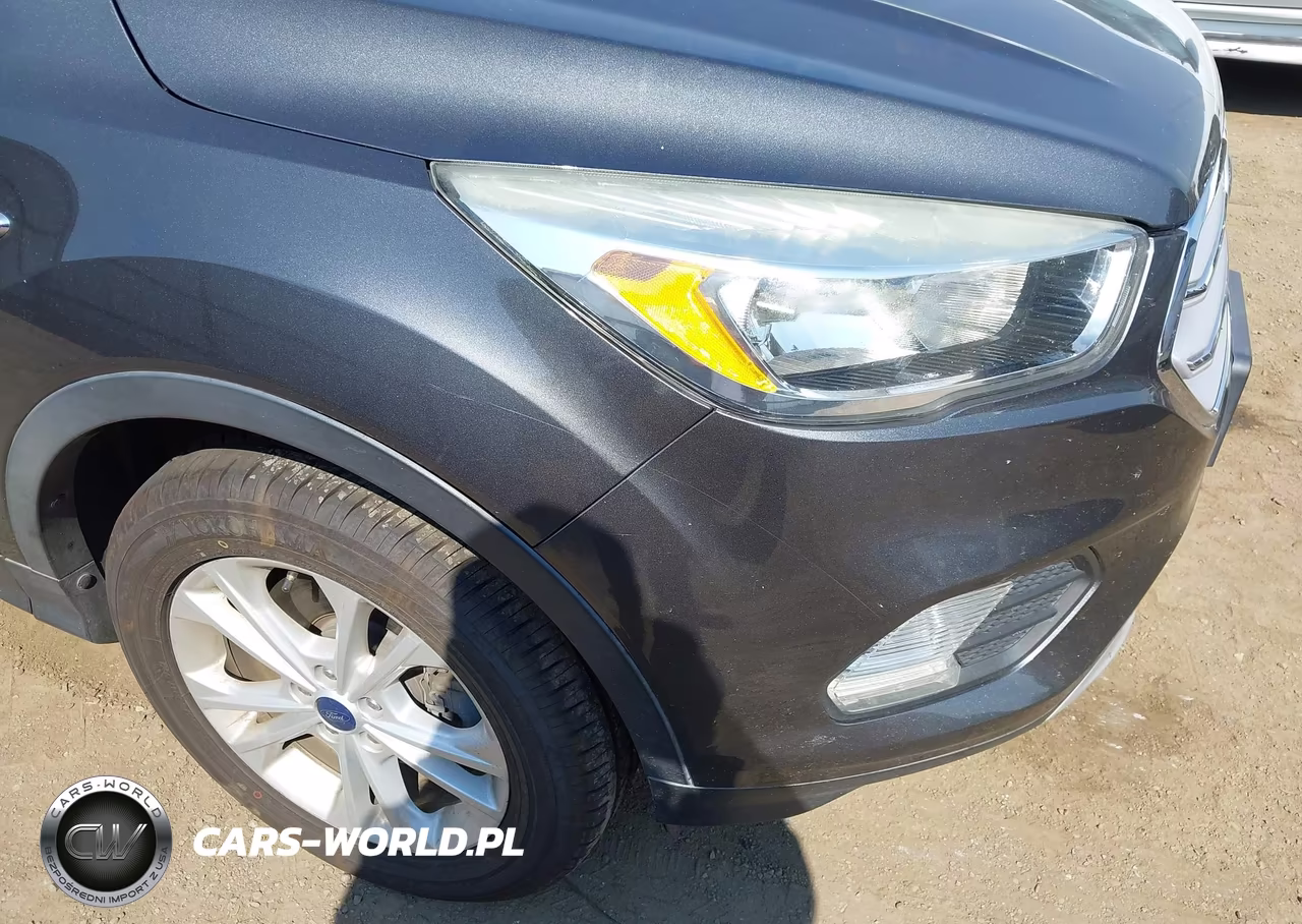 2018 Ford Escape Se VIN:1FMCU9GD7JUB44133 - 6