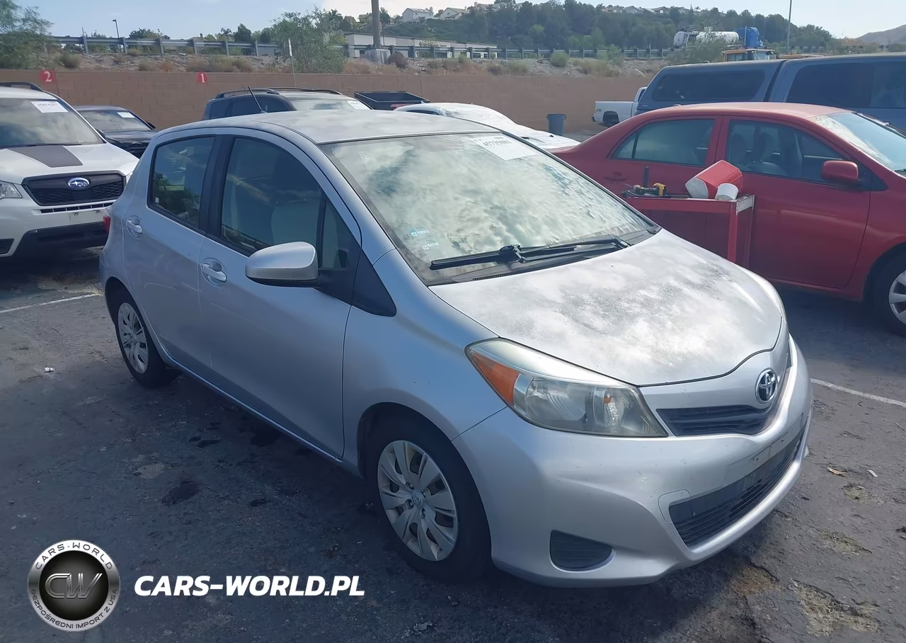 2012 Toyota Yaris Le