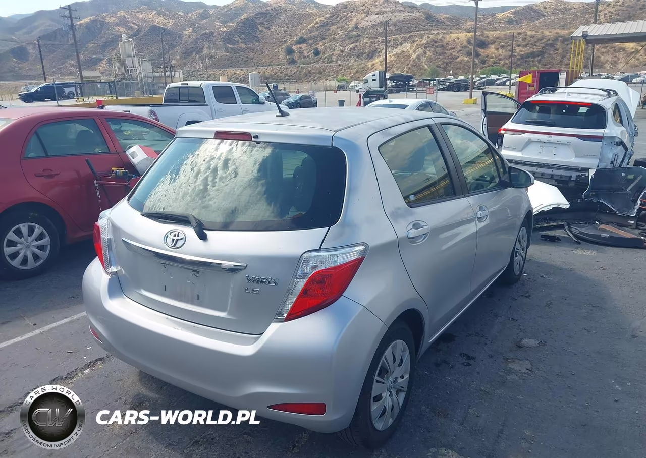 2012 Toyota Yaris Le VIN:JTDKTUD30CD531739 - 4