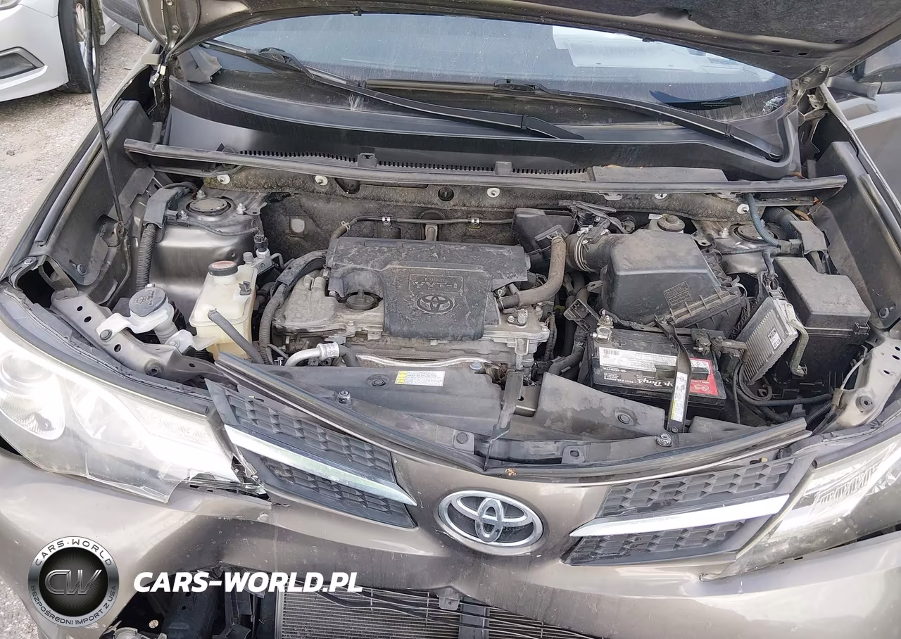 2015 Toyota Rav4 Le VIN:JTMZFREV7FD062107 - 10