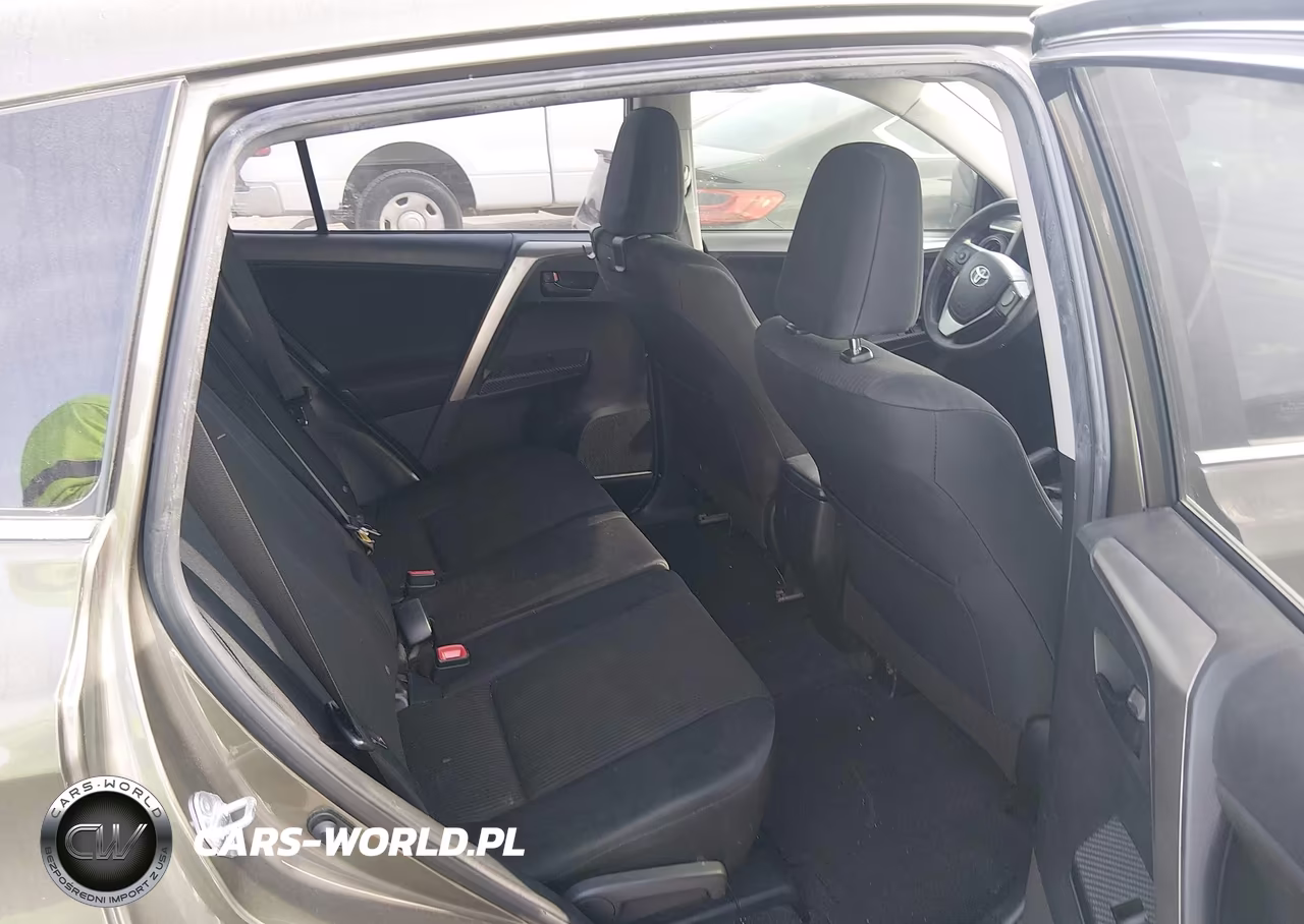 2015 Toyota Rav4 Le VIN:JTMZFREV7FD062107 - 8