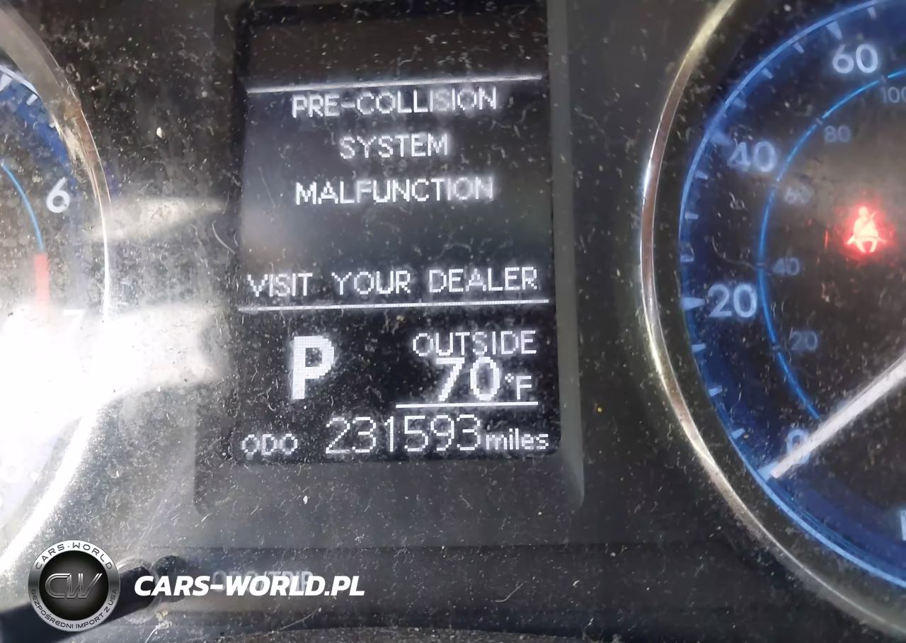 2017 Toyota Corolla Le VIN:5YFBURHE1HP689159 - 15