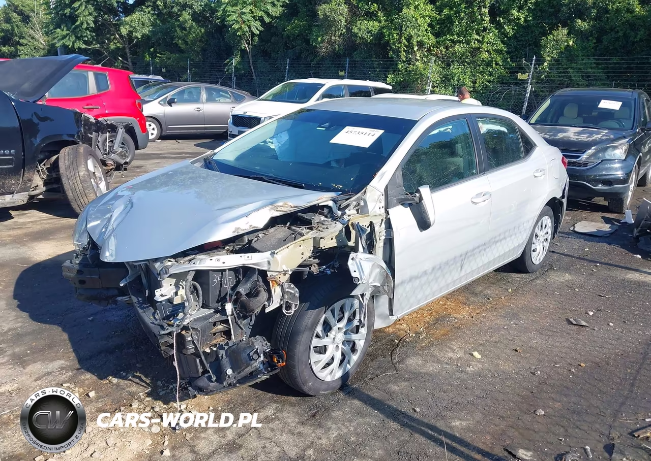 2017 Toyota Corolla Le VIN:5YFBURHE1HP689159 - 2